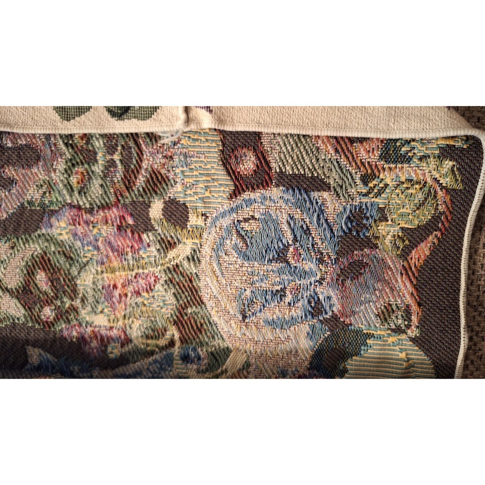 Christmas Cats Tapestry Table Runner Holiday Decor Vintage‎ Style - Picture 7 of 7